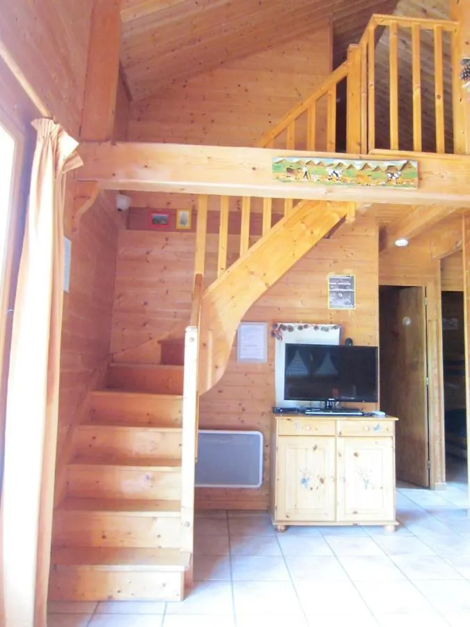 Les Chalets De La Vigne Grande Saint-Floret