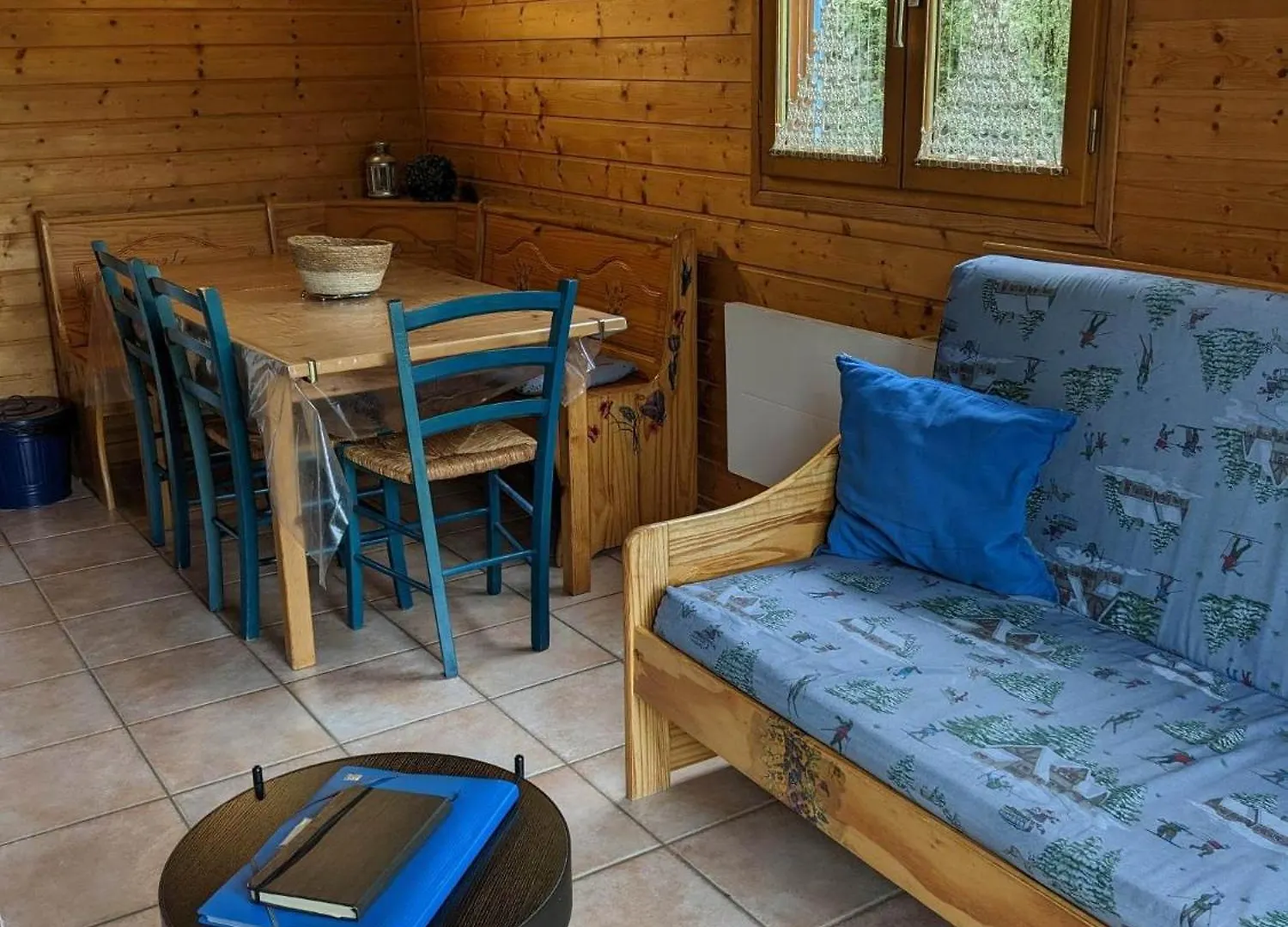 Les Chalets De La Vigne Grande Saint-Floret 0*,